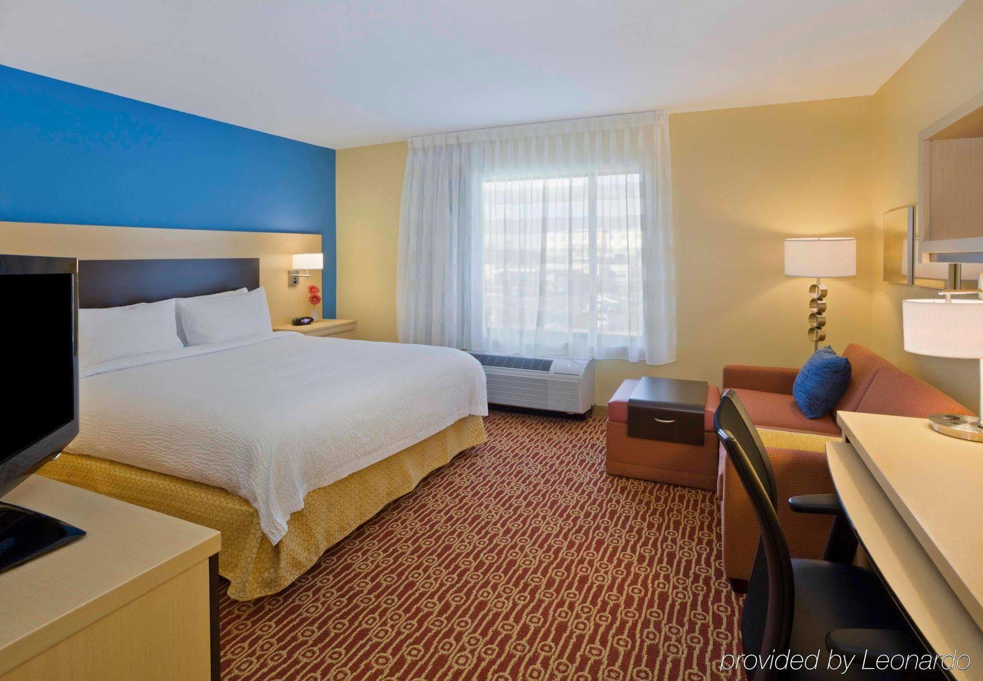 Towneplace Suites Энн-Арбор Экстерьер фото