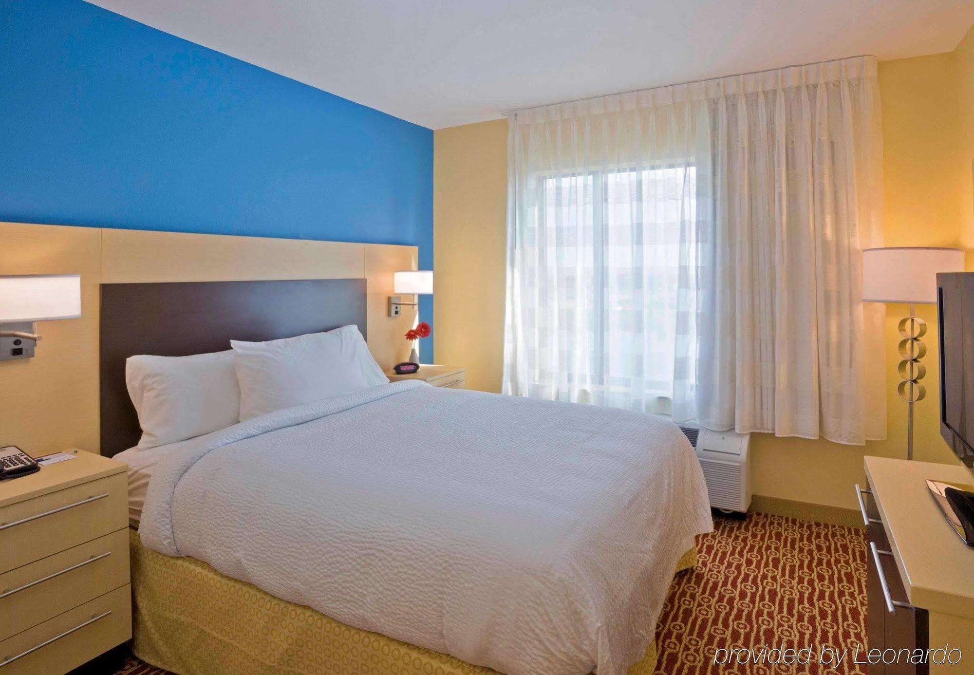 Towneplace Suites Энн-Арбор Экстерьер фото