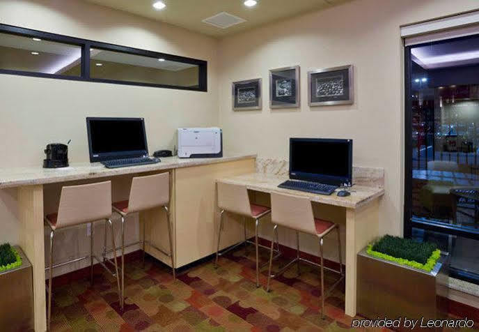 Towneplace Suites Энн-Арбор Экстерьер фото