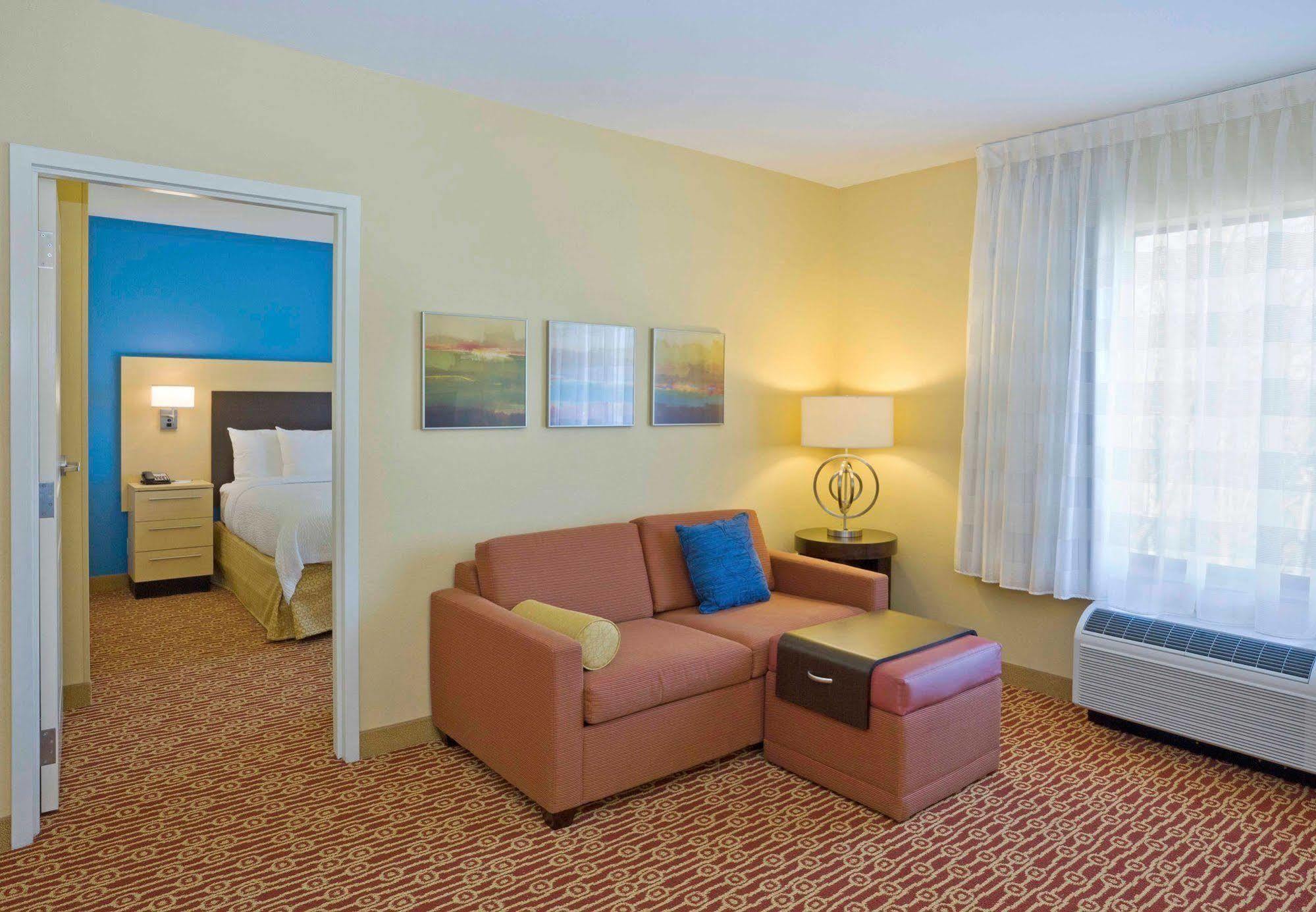 Towneplace Suites Энн-Арбор Экстерьер фото